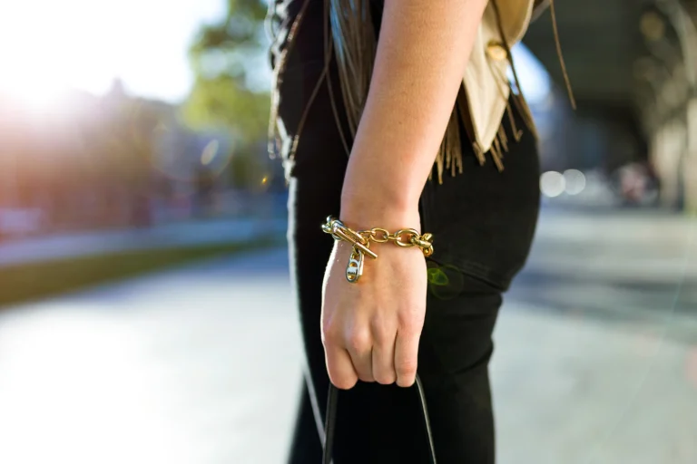 Bracelet jonc fin en or blanc